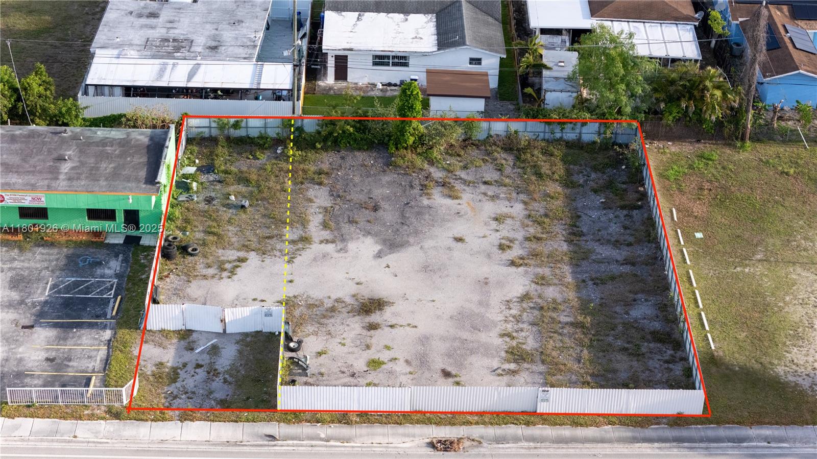 Opportunity to acquire two adjacent vacant lots with C-3 zoning on Pembroke Road in Hollywood, Florida. Ideal for commercial development, these unimproved parcels offer excellent visibility and access in a thriving business corridor. Perfect for retail, office, commercial, or mixed-use projects. Contact us for more information and to explore development possibilities.
This listing is advertising two (2) property addresses that are for sale as one.