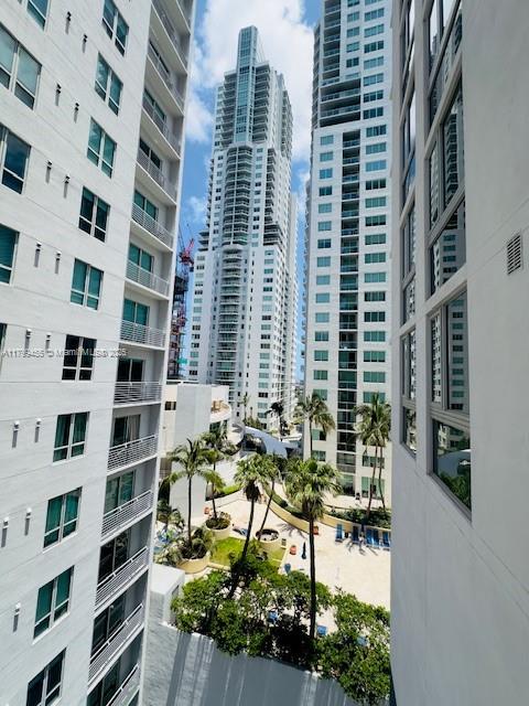 Rental Property at 227 Ne 2nd St 1508, Miami, Broward County, Florida - Bathrooms: 1  - $2,500 MO.