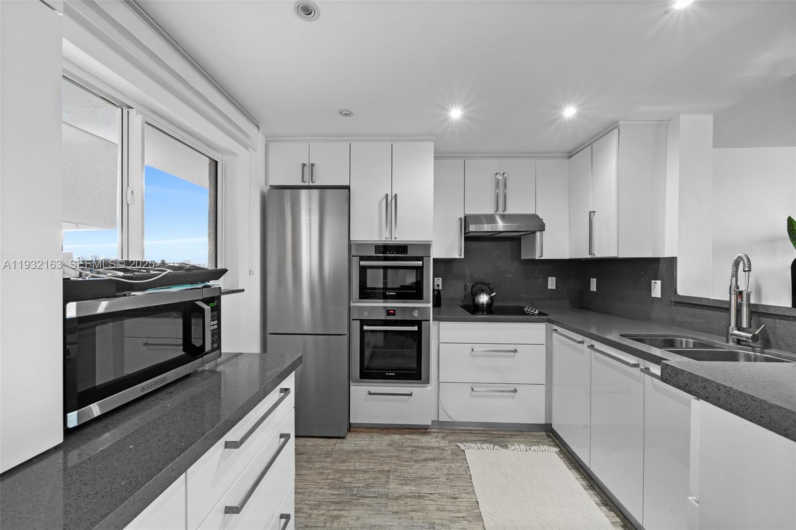 EDEN POINT NORTH CONDO - Residential Lease