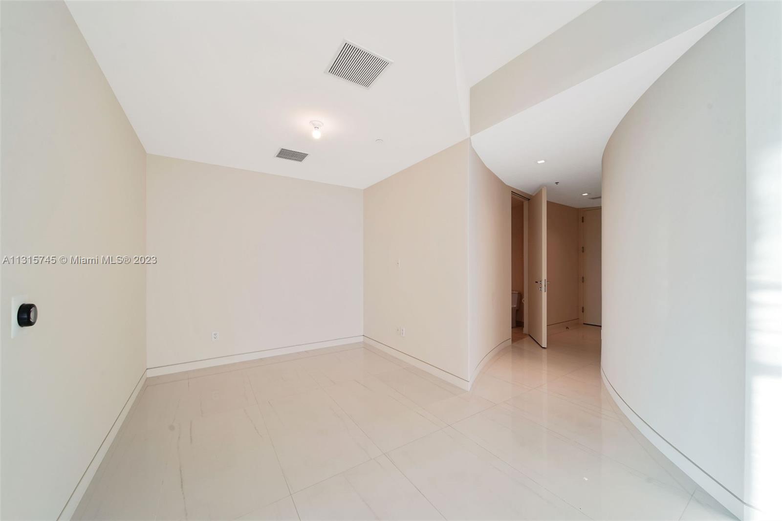 18975 COLLINS CONDO - Residential