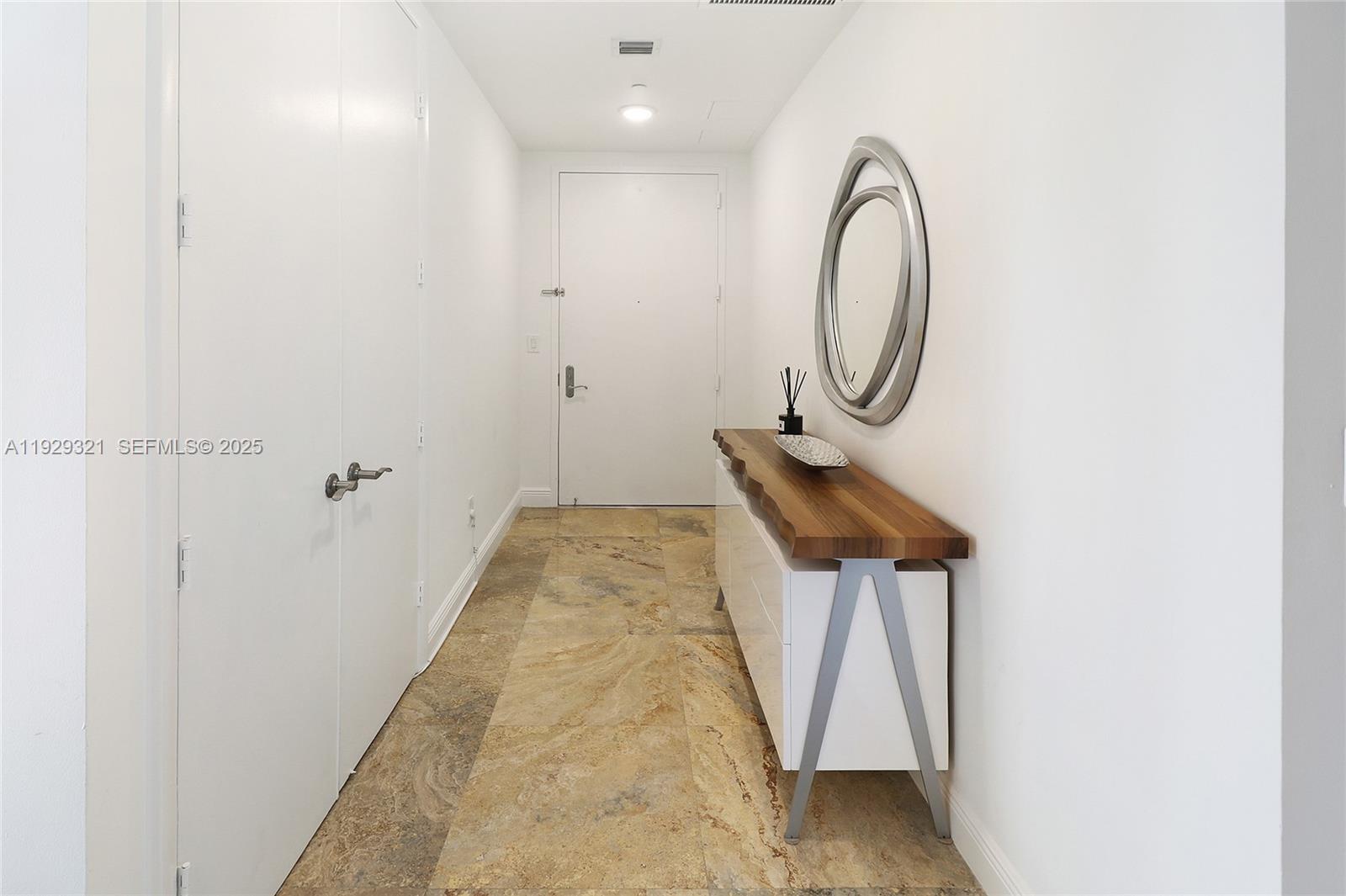 TDR TOWER I CONDO - Residential