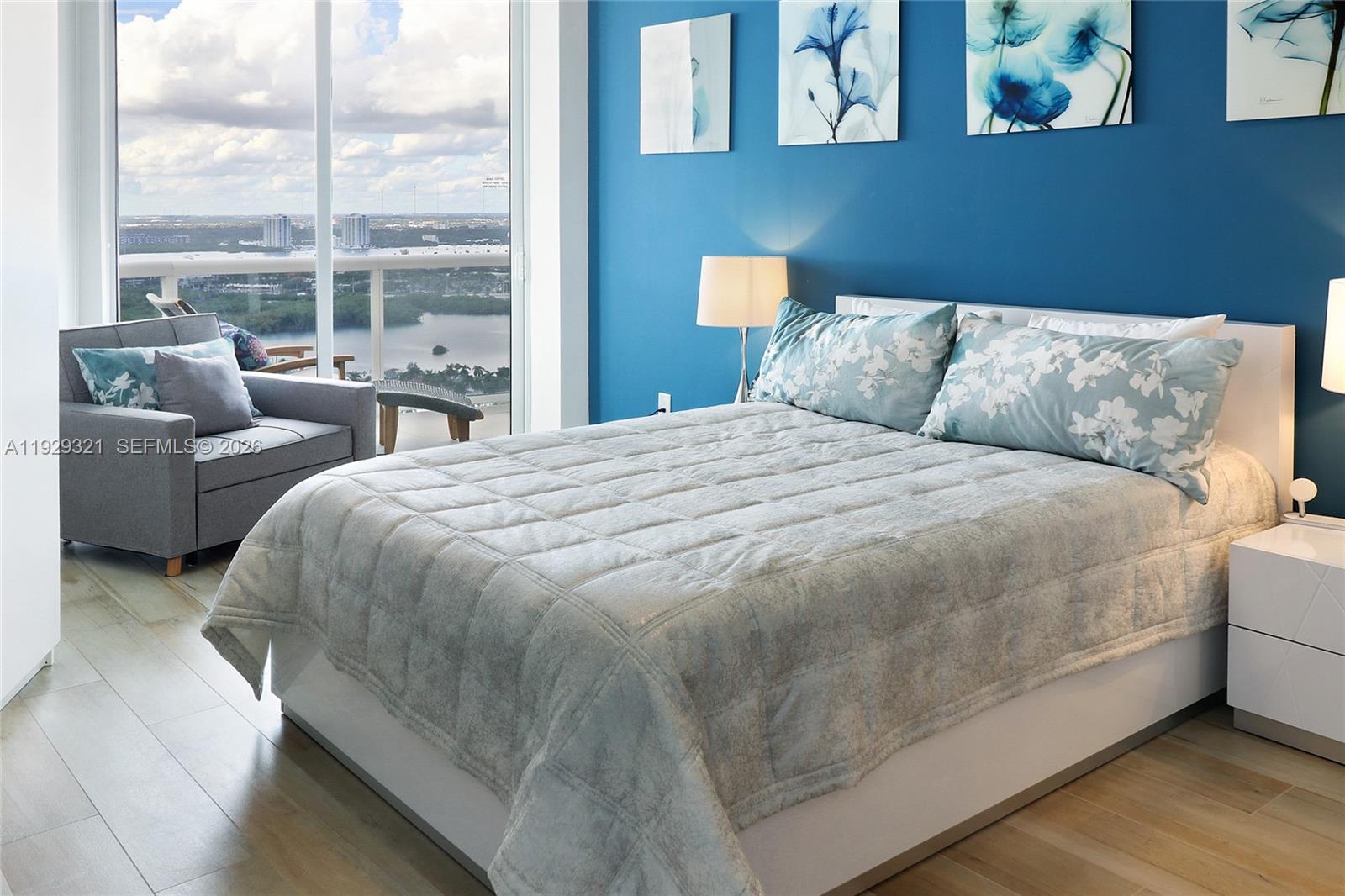 TDR TOWER I CONDO - Residential