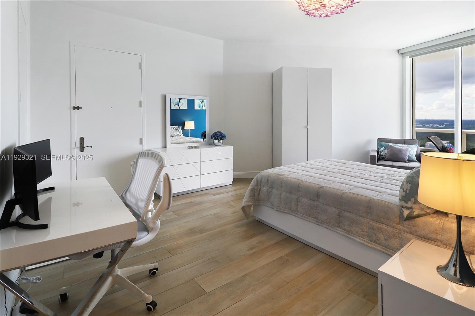 TDR TOWER I CONDO - Residential