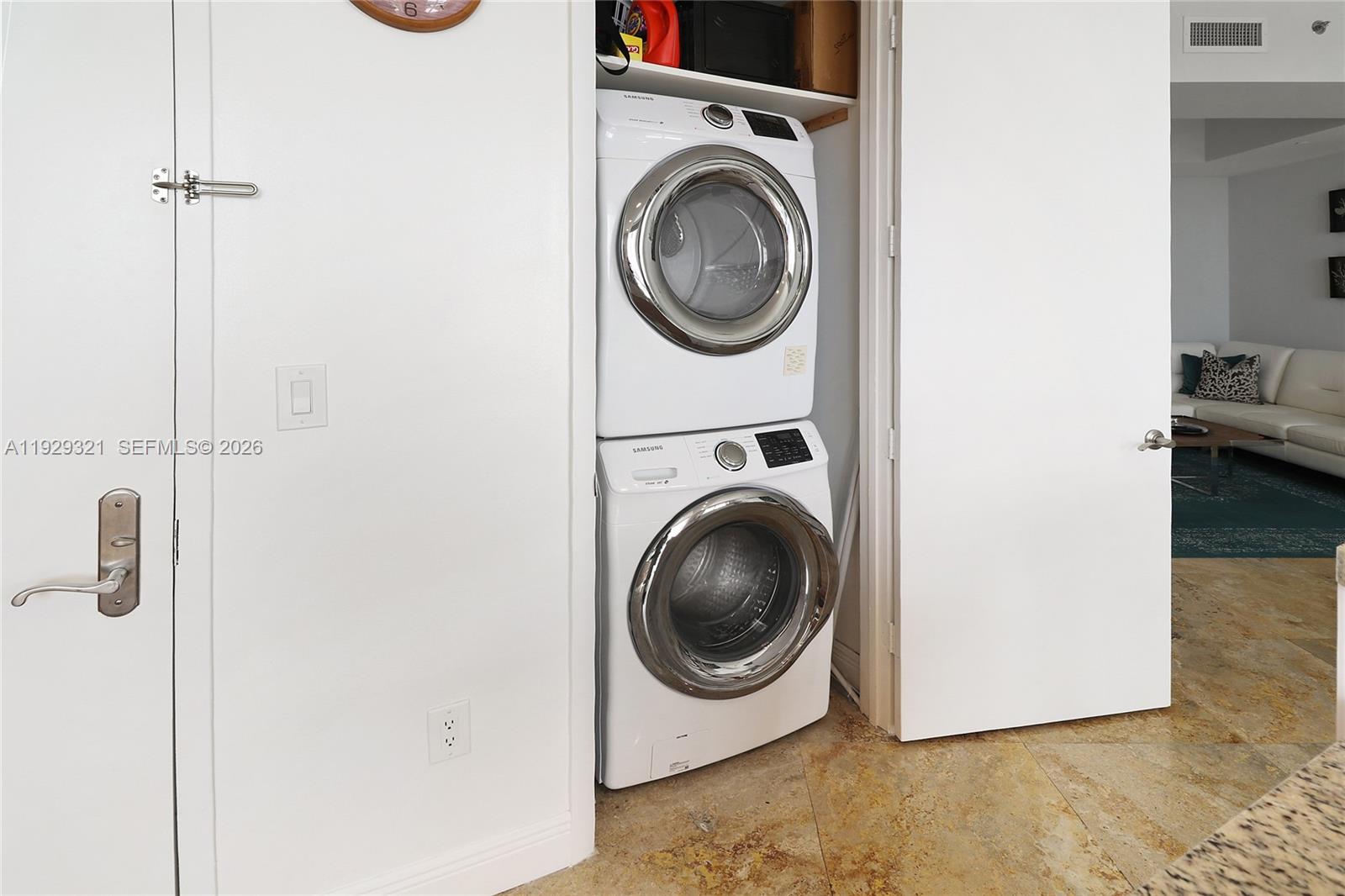 TDR TOWER I CONDO - Residential