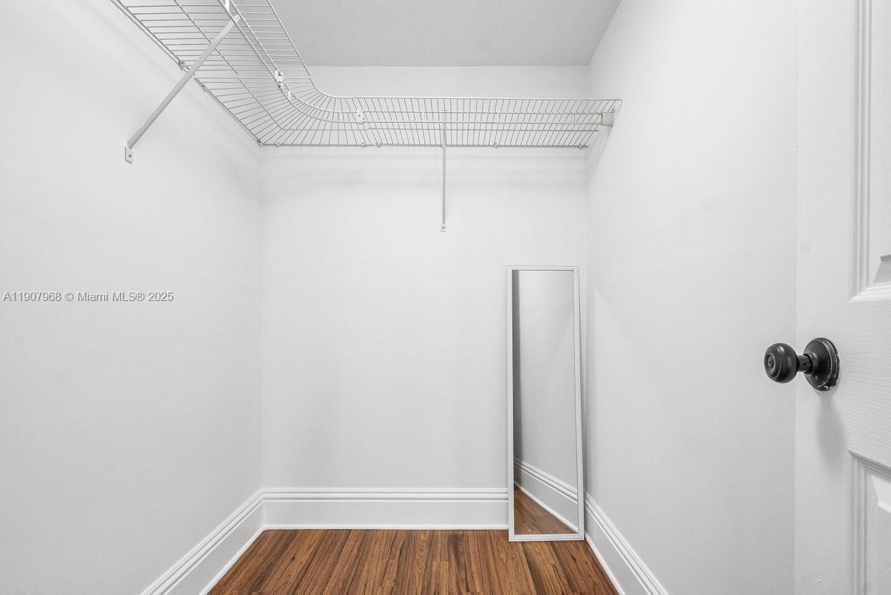 LAKE WORTH TOWN OF - Residential Lease