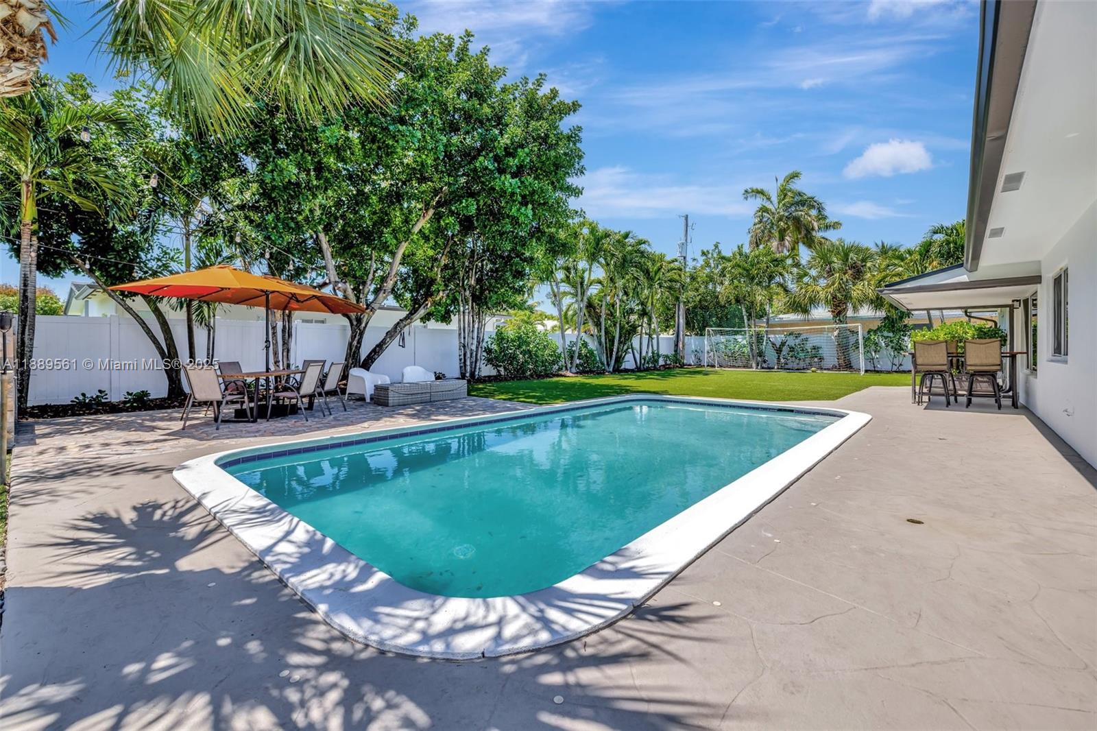 CORAL RIDGE GALT ADD NO 1 - Residential