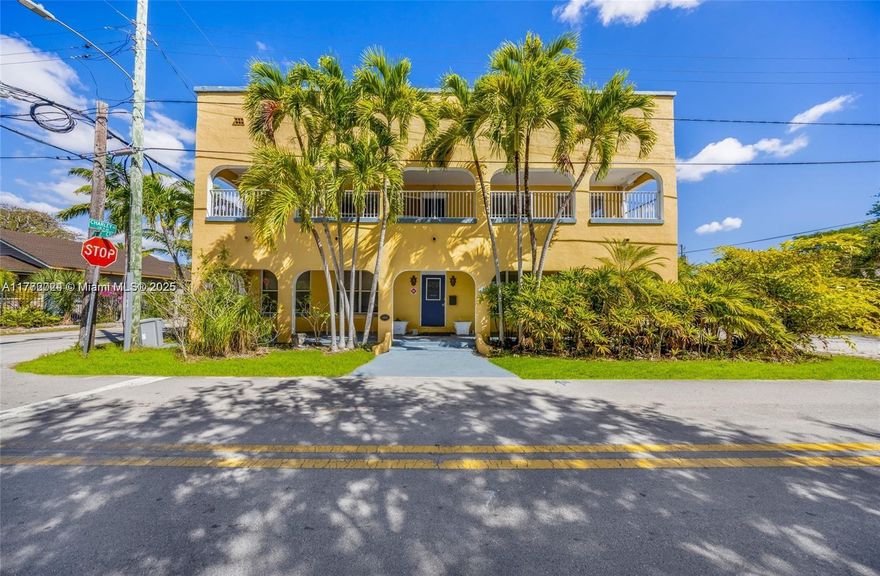 Fausto Commercial is pleased to present a prime multi-family investment opportunity at 729 SW 2nd Ct, Fort Lauderdale, Florida, located within the vicinity of Avenue of the Arts, the Broward Performing Arts Center, Museum of Discovery & Science, New River Walk Park, and within walking distance of the financial and entertainment district. This property offers 7,303 sq ft and consists of 16 large and spacious studio apartment units. The property features a landscaped courtyard, two covered verandas, and ample parking for residents and guests. With the building fully vacant, the new owner has the opportunity to make upgrades and realize significant upside potential in future rents.