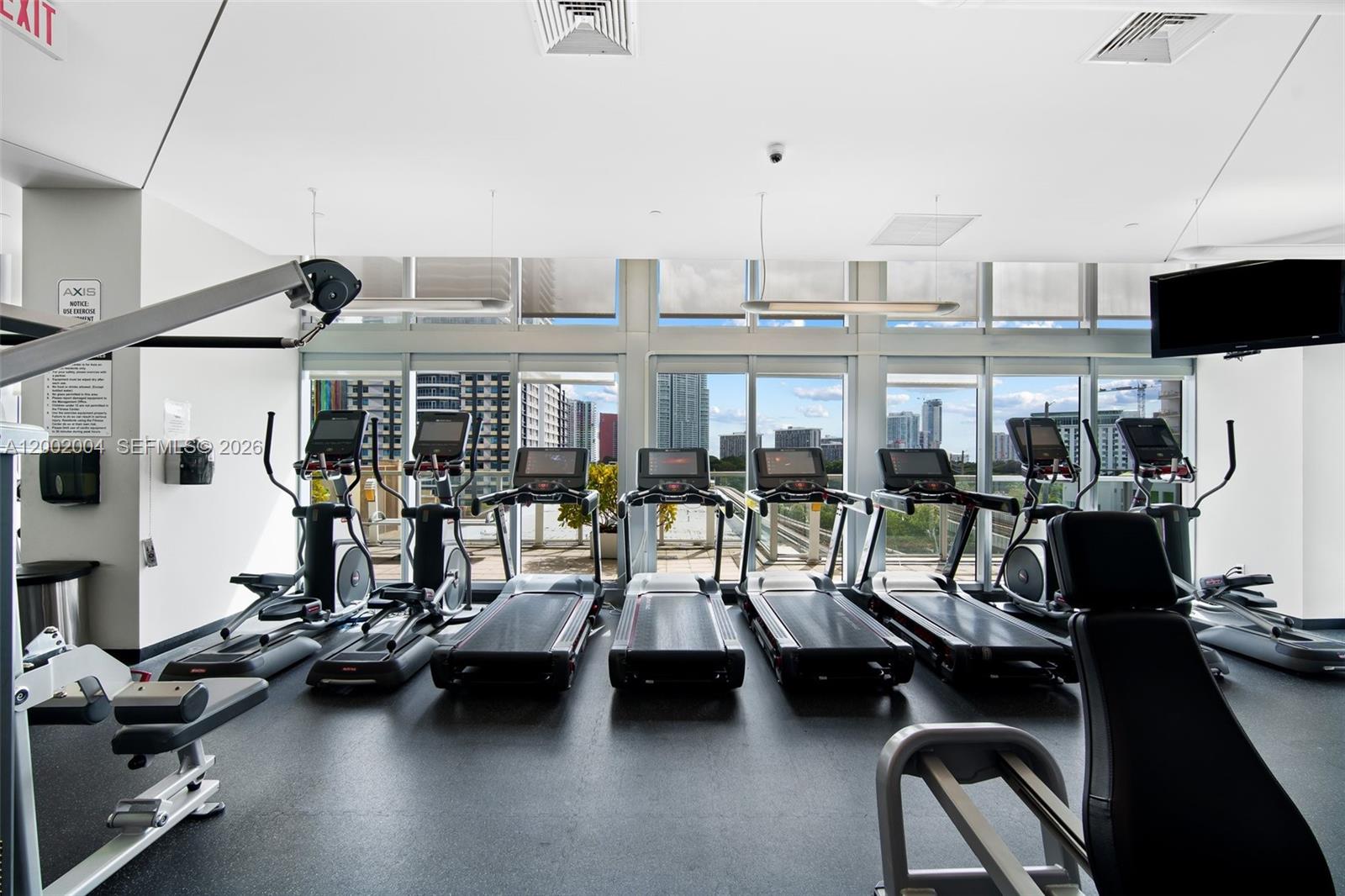 THE AXIS ON BRICKELL COND - Residential