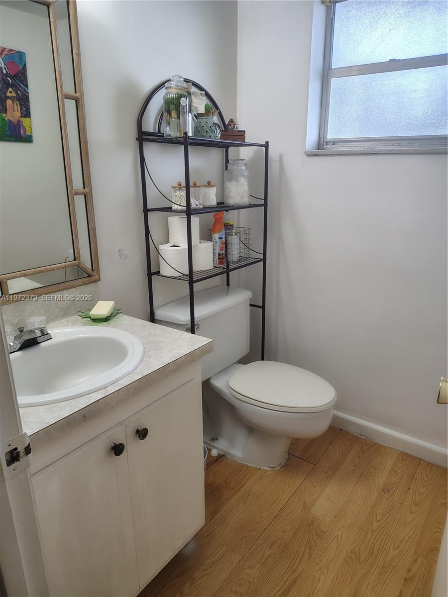 VILLAGE SQUARE CONDO - Residential