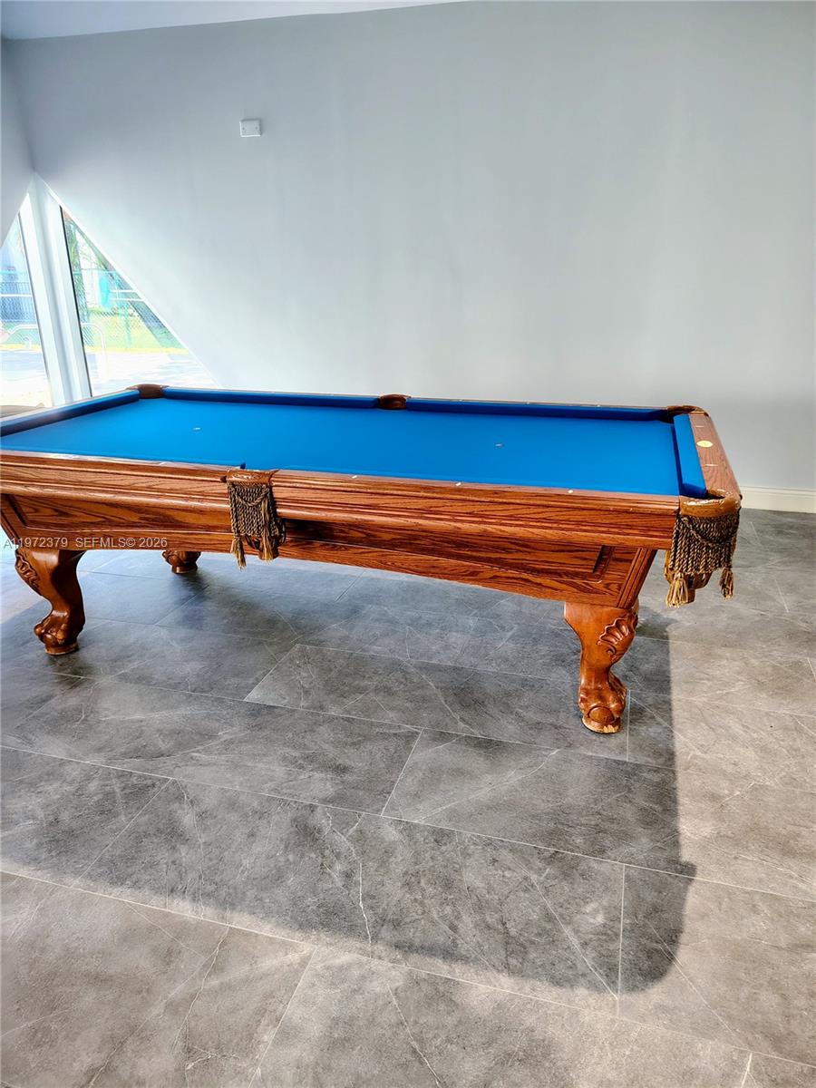 VILLAGE SQUARE CONDO - Residential