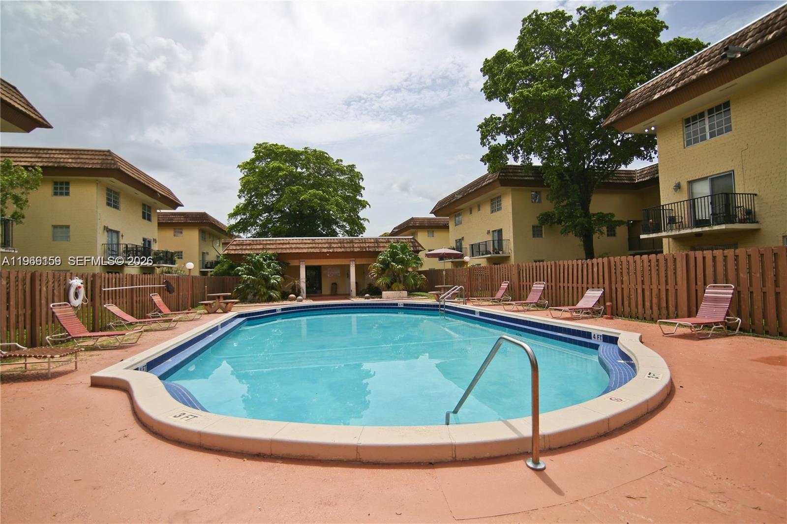 COURTYARDS AT KENDALL - Residential