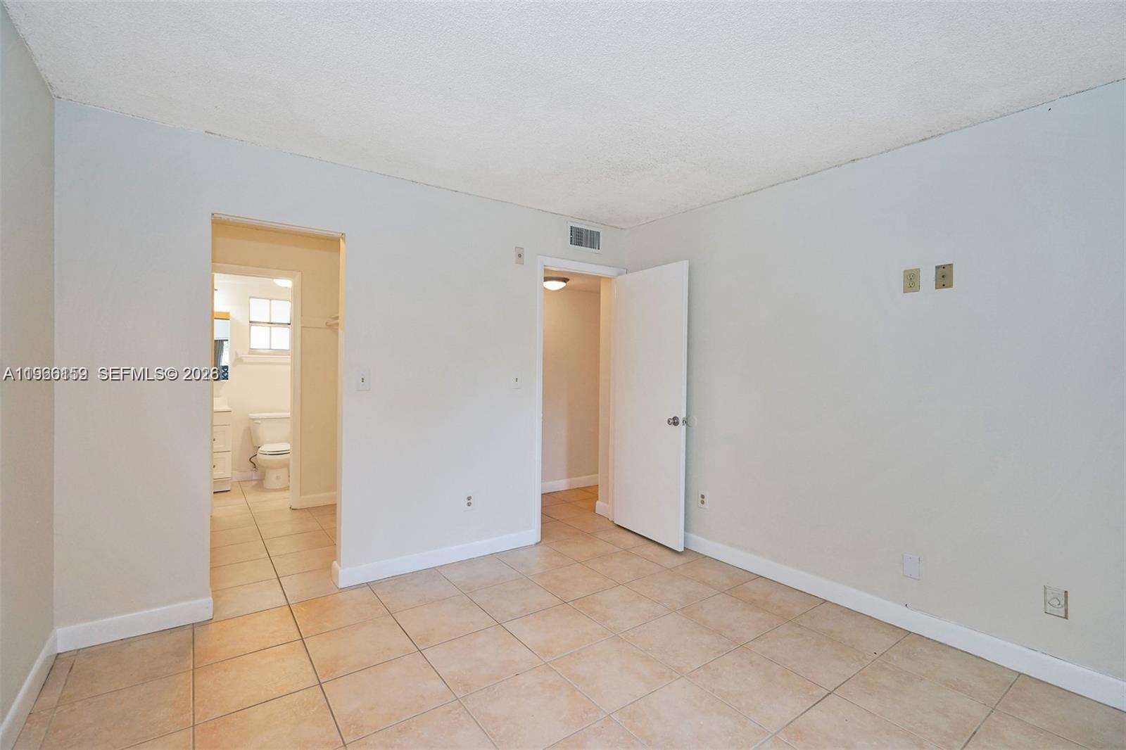 COURTYARDS AT KENDALL - Residential