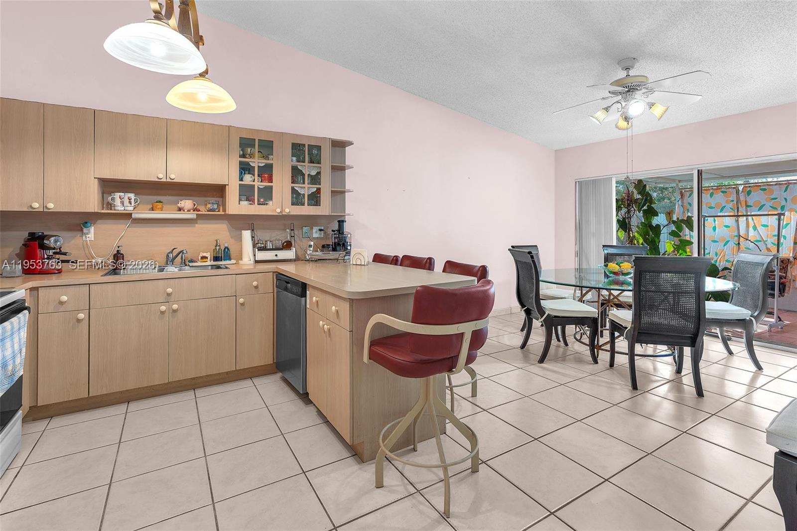 RIVIERA WEST - Residential