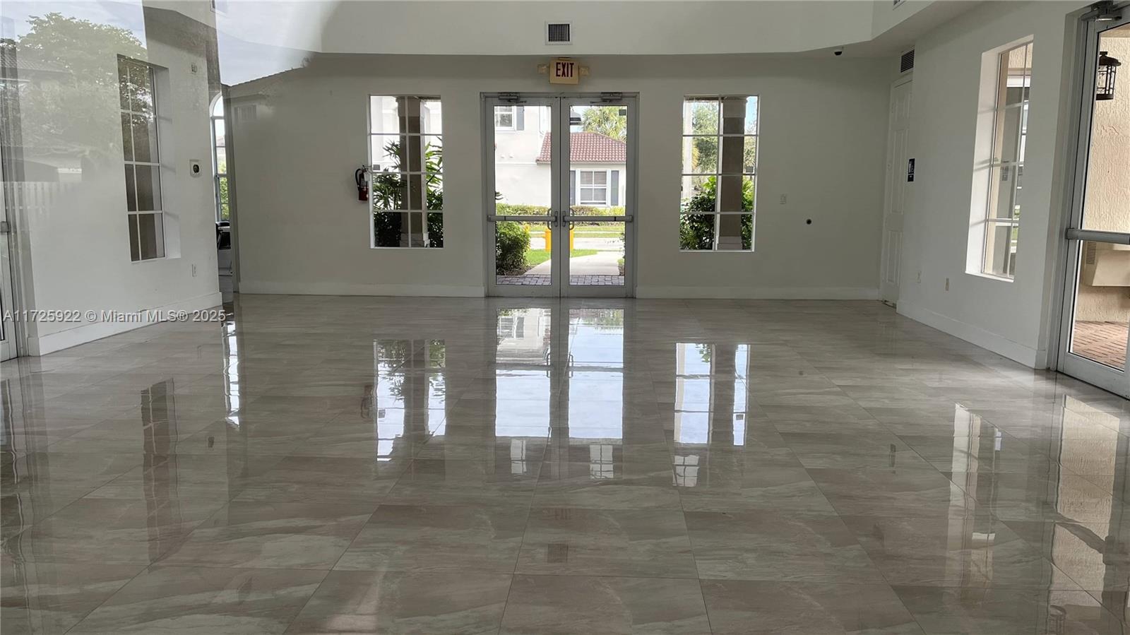 CENTURY GARDENS VILLAS - Residential