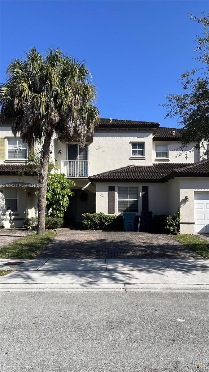 CENTURY GARDENS VILLAS - Residential