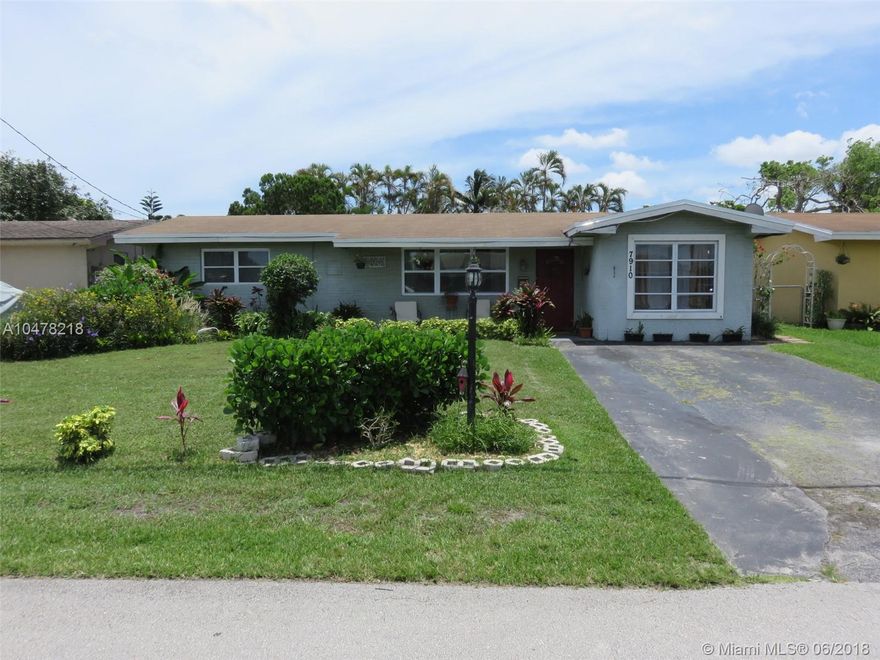 Sunswept Best Buy*Nicely kept waterfront home*Florida room plus large storage.laundry room*Remodeled kitchen 2015*Wood cabinets*Granite counters*Stainless steel appliances*Ceramic tile & wood laminate flooring*Living room impact windows*LA SF Estimated - Not Warranted*Storm panels for others*New roof 2013*Wood deck*Nicely landscaped fenced yard*2 sheds included