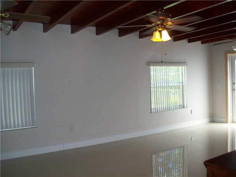 GOLF COURSE PARK - Residential Lease