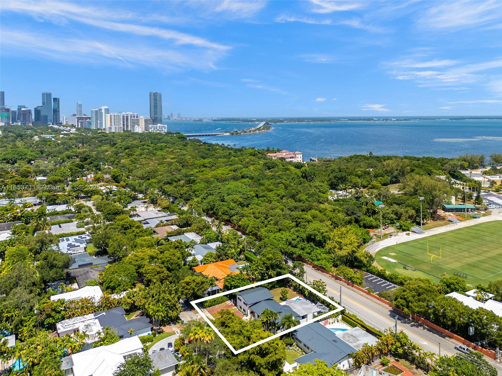 BAY HEIGHTS - Residential