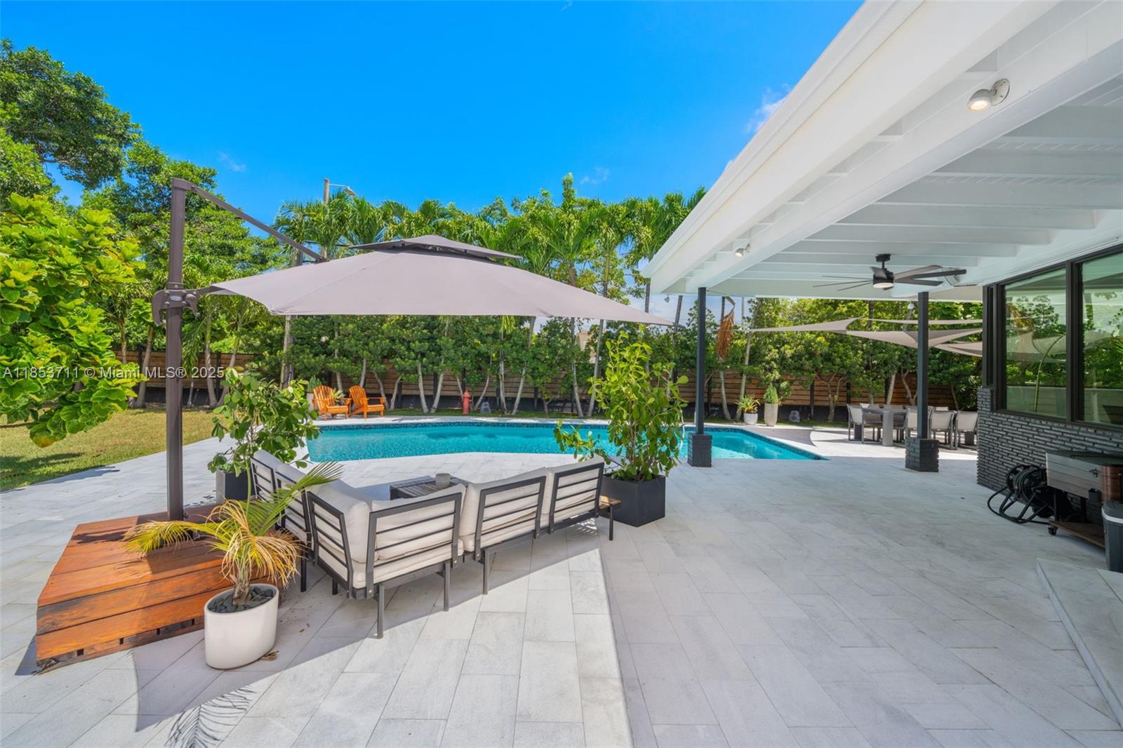 BAY HEIGHTS - Residential