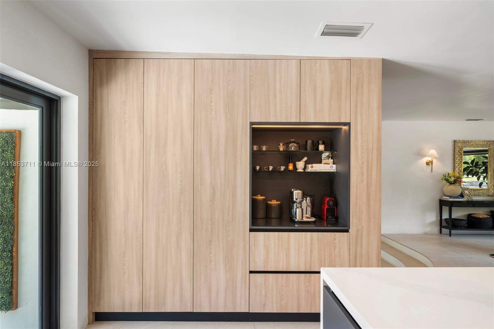 BAY HEIGHTS - Residential