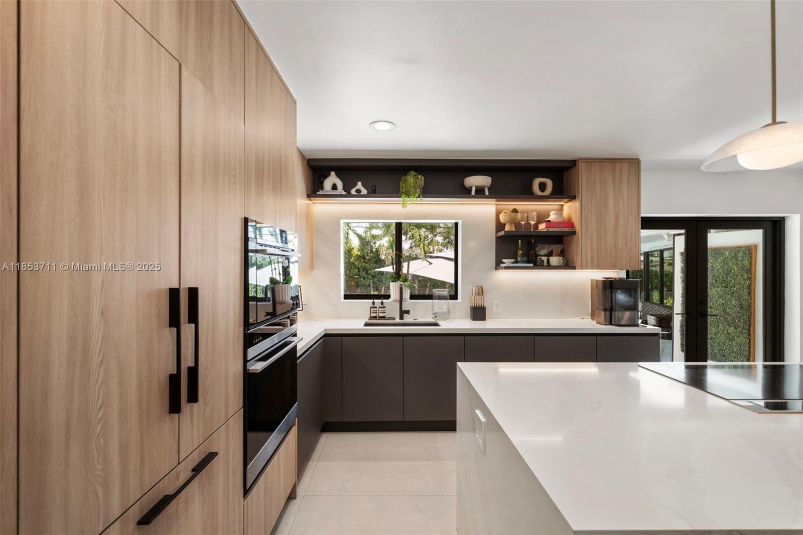 BAY HEIGHTS - Residential