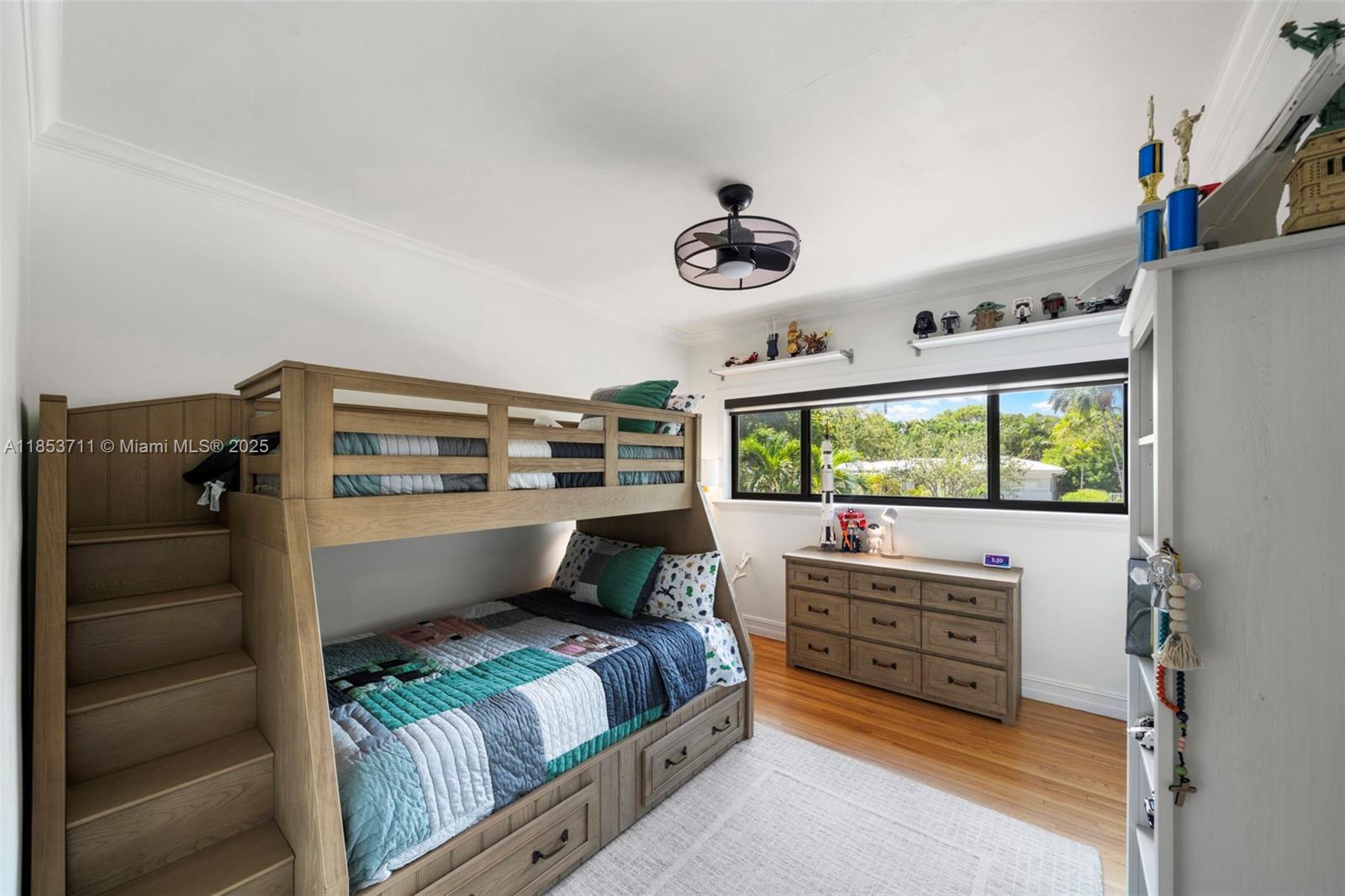 BAY HEIGHTS - Residential