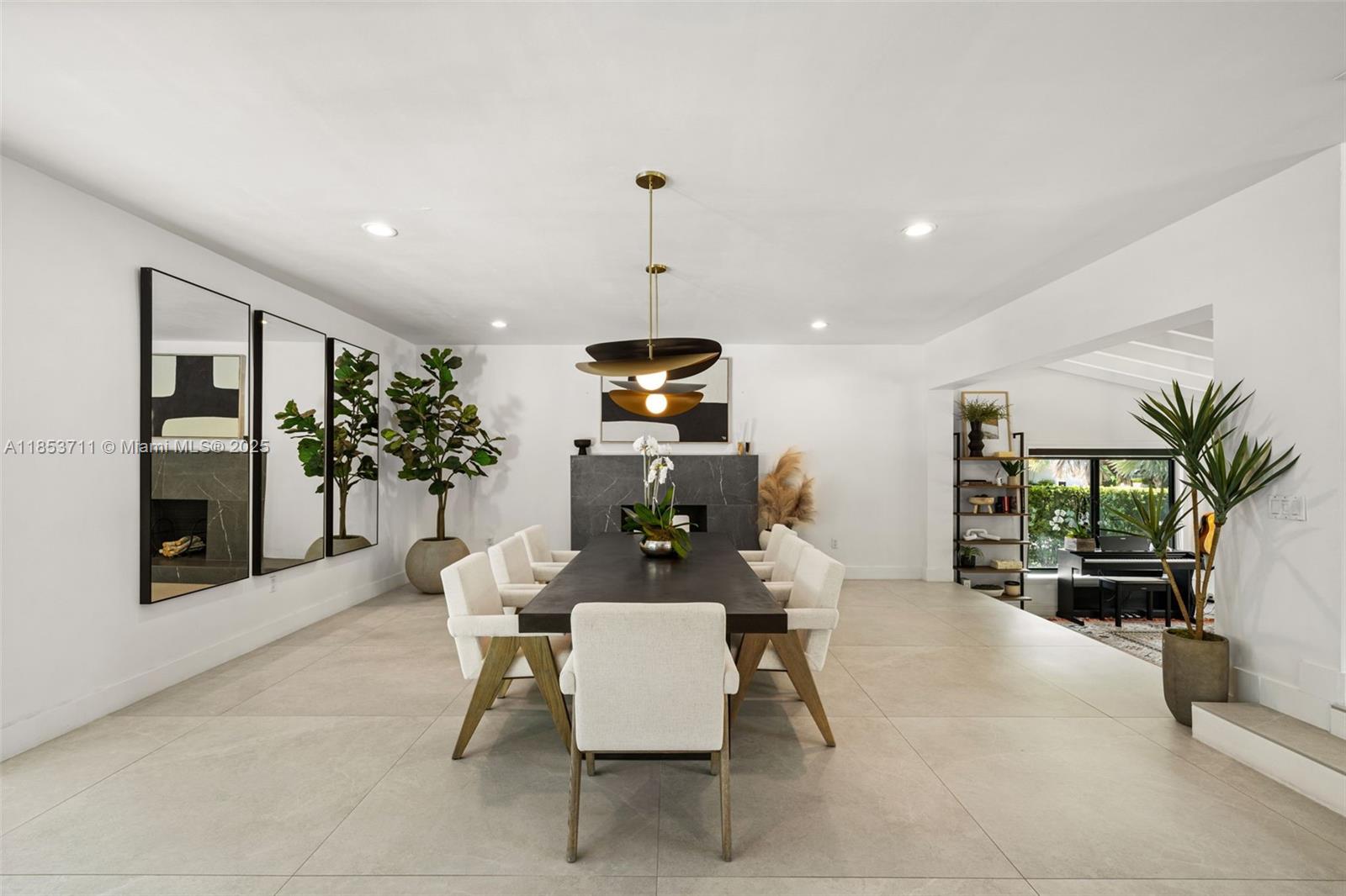 BAY HEIGHTS - Residential