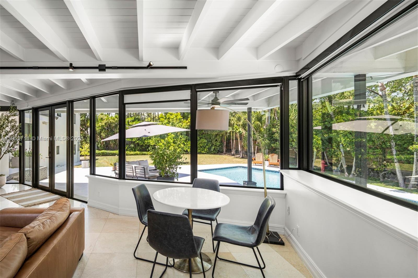 BAY HEIGHTS - Residential