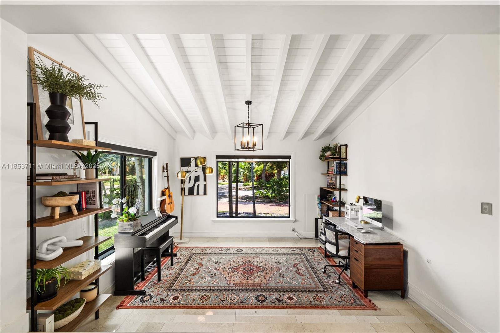 BAY HEIGHTS - Residential