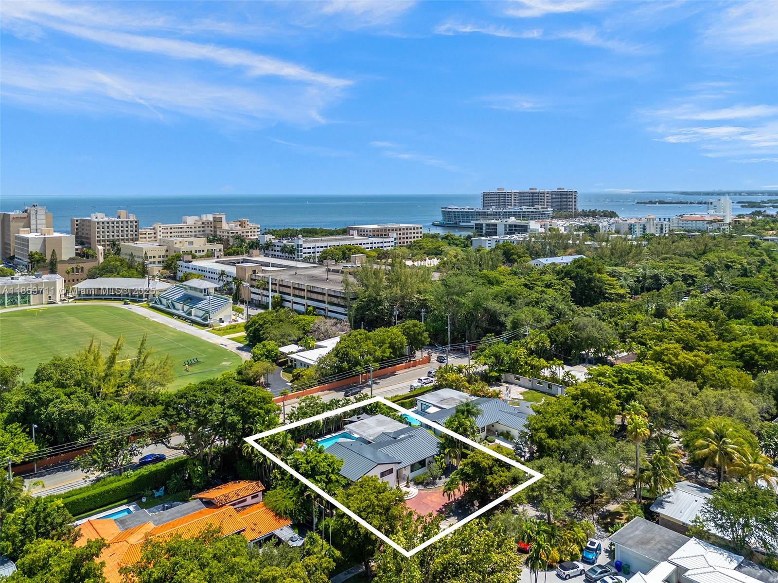 BAY HEIGHTS - Residential