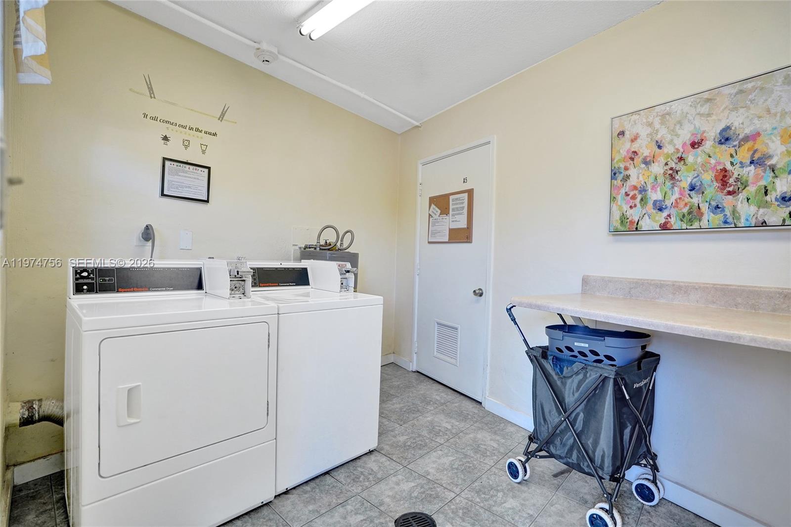 CAMBRIDGE D CONDO - Residential