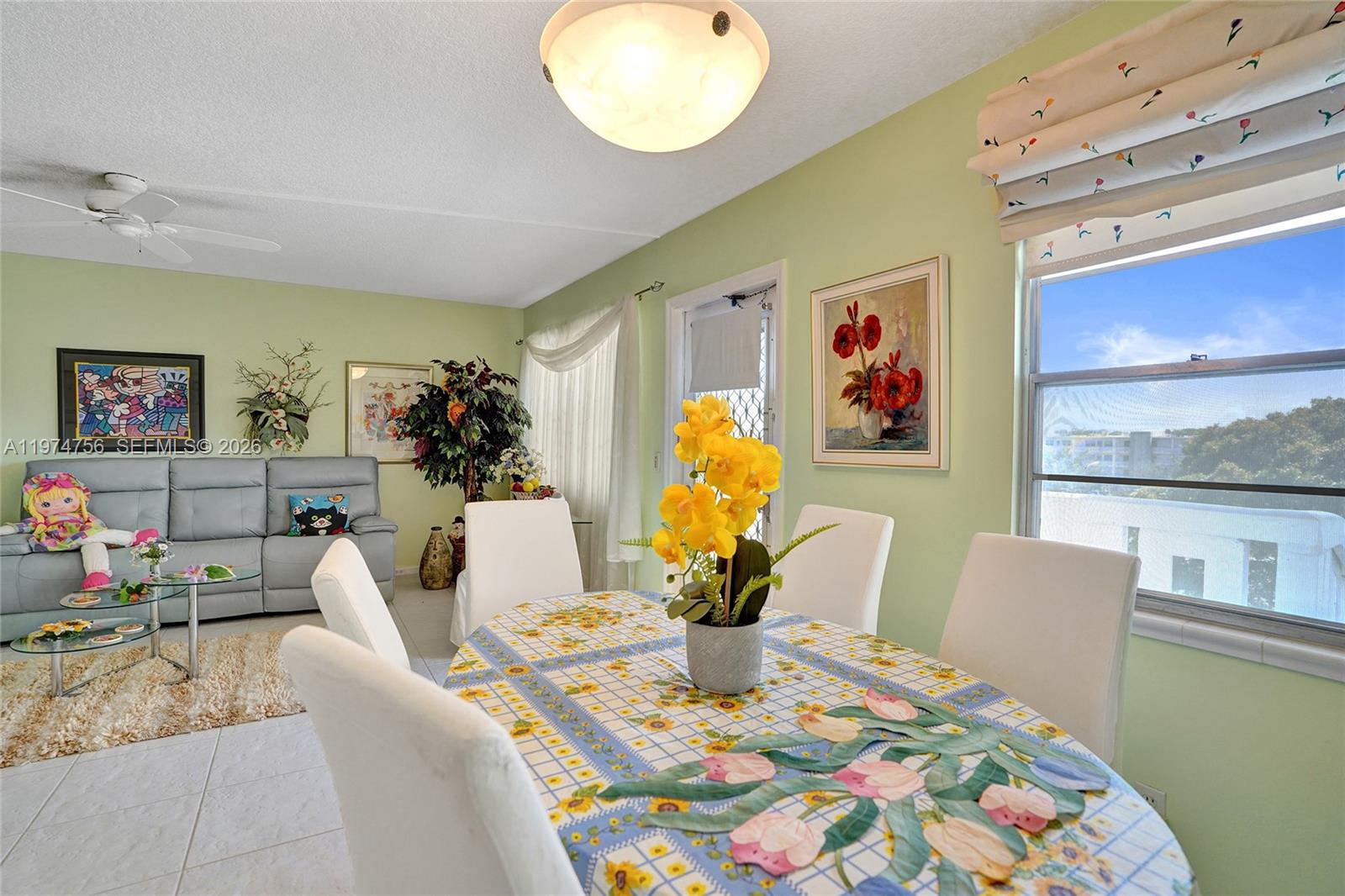 CAMBRIDGE D CONDO - Residential