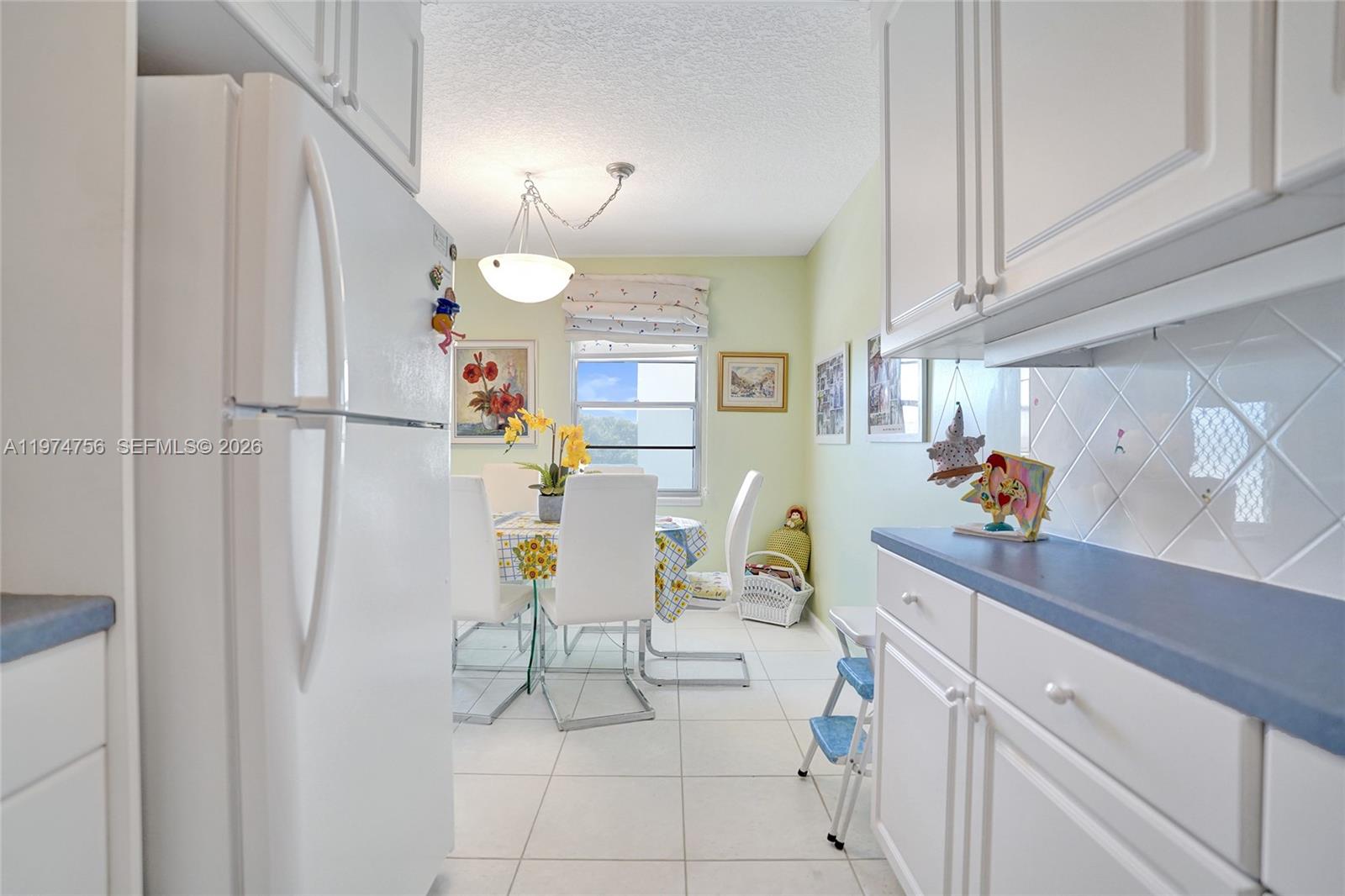 CAMBRIDGE D CONDO - Residential