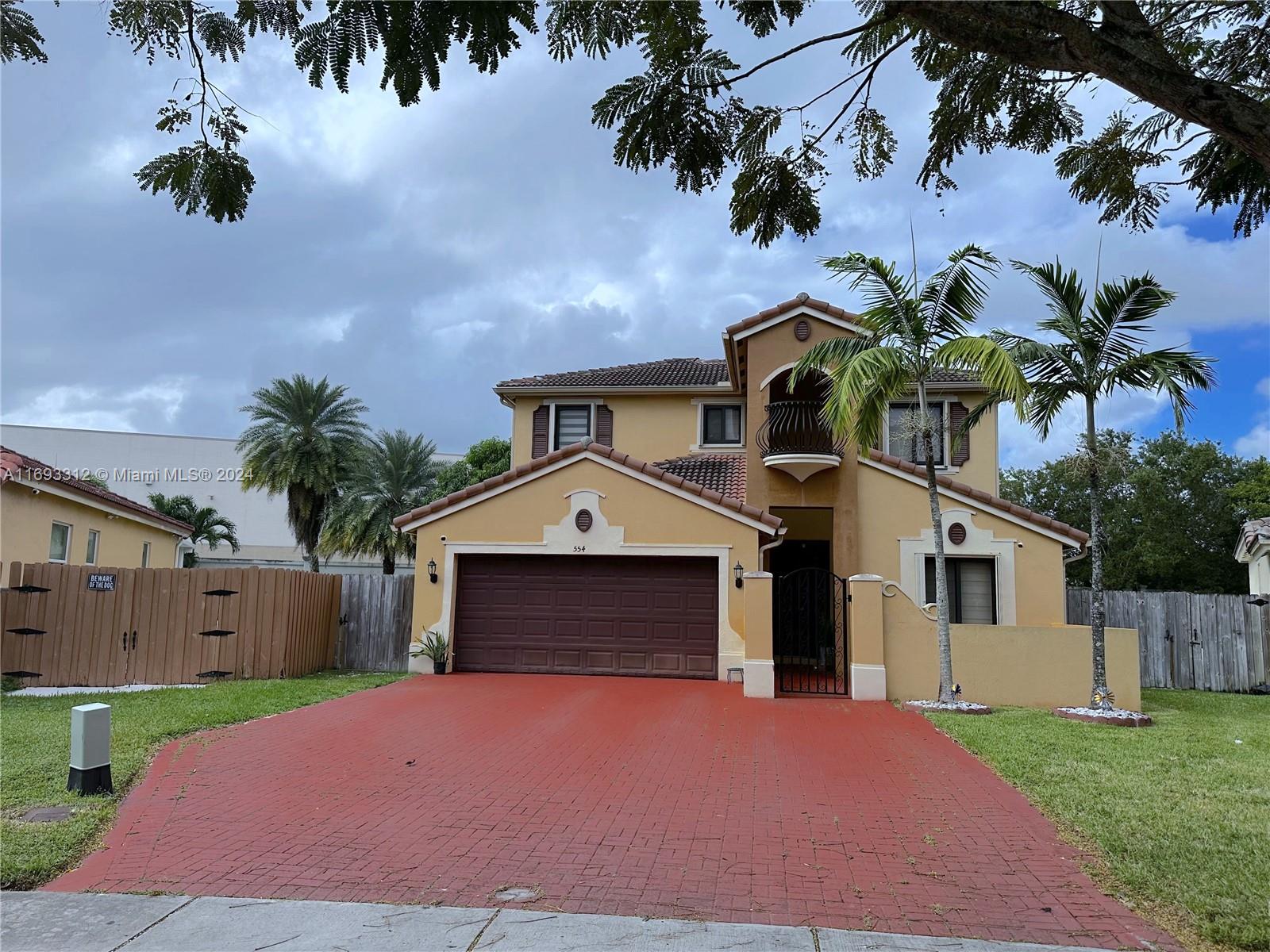 Property for Sale at 554 Ne 20th Ave, Homestead, Miami-Dade County, Florida - Bedrooms: 6 
Bathrooms: 3  - $640,000