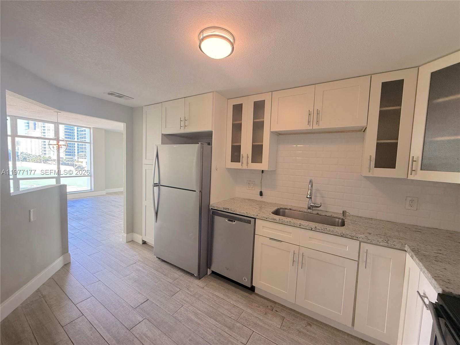 ROYAL EMBASSY CONDO - Residential Lease