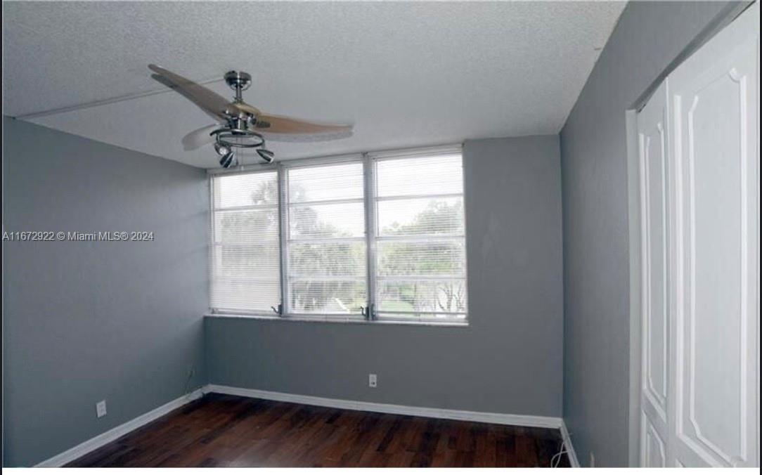 ENVIRON I CONDO 9 - Residential