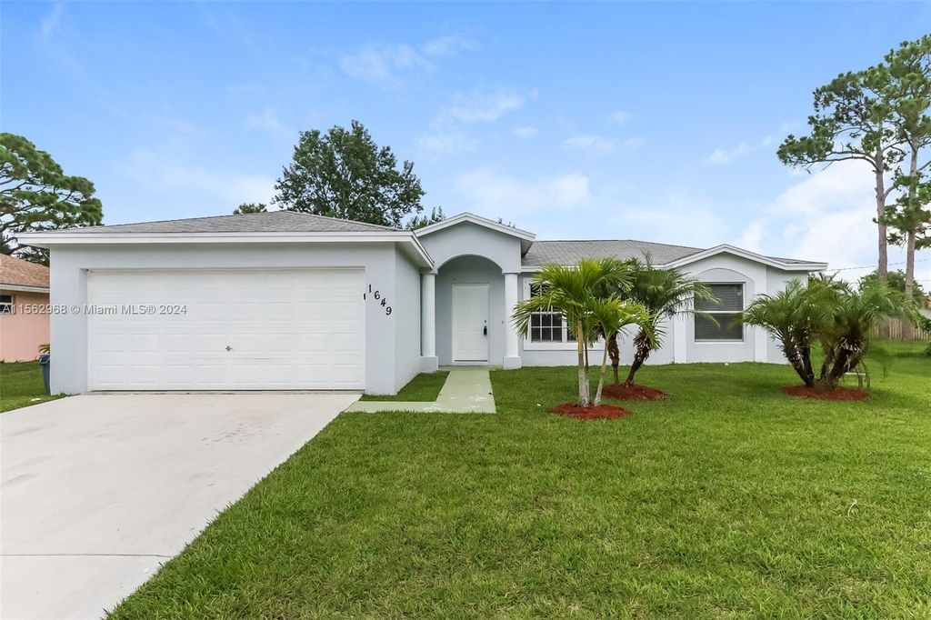 Photo of 1649 SE Floresta Dr, Port Saint Lucie, FL 34983 (MLS # A11562968)