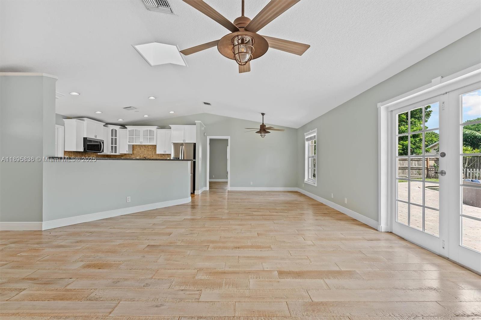 View photos, virtual tours, details... 112 Prado St