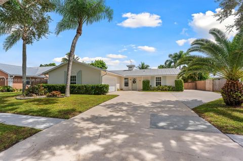 112 Prado St Royal Palm Beach FL 33411