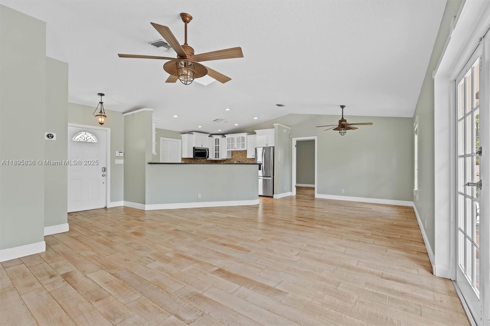 View photos, virtual tours, details... 112 Prado St