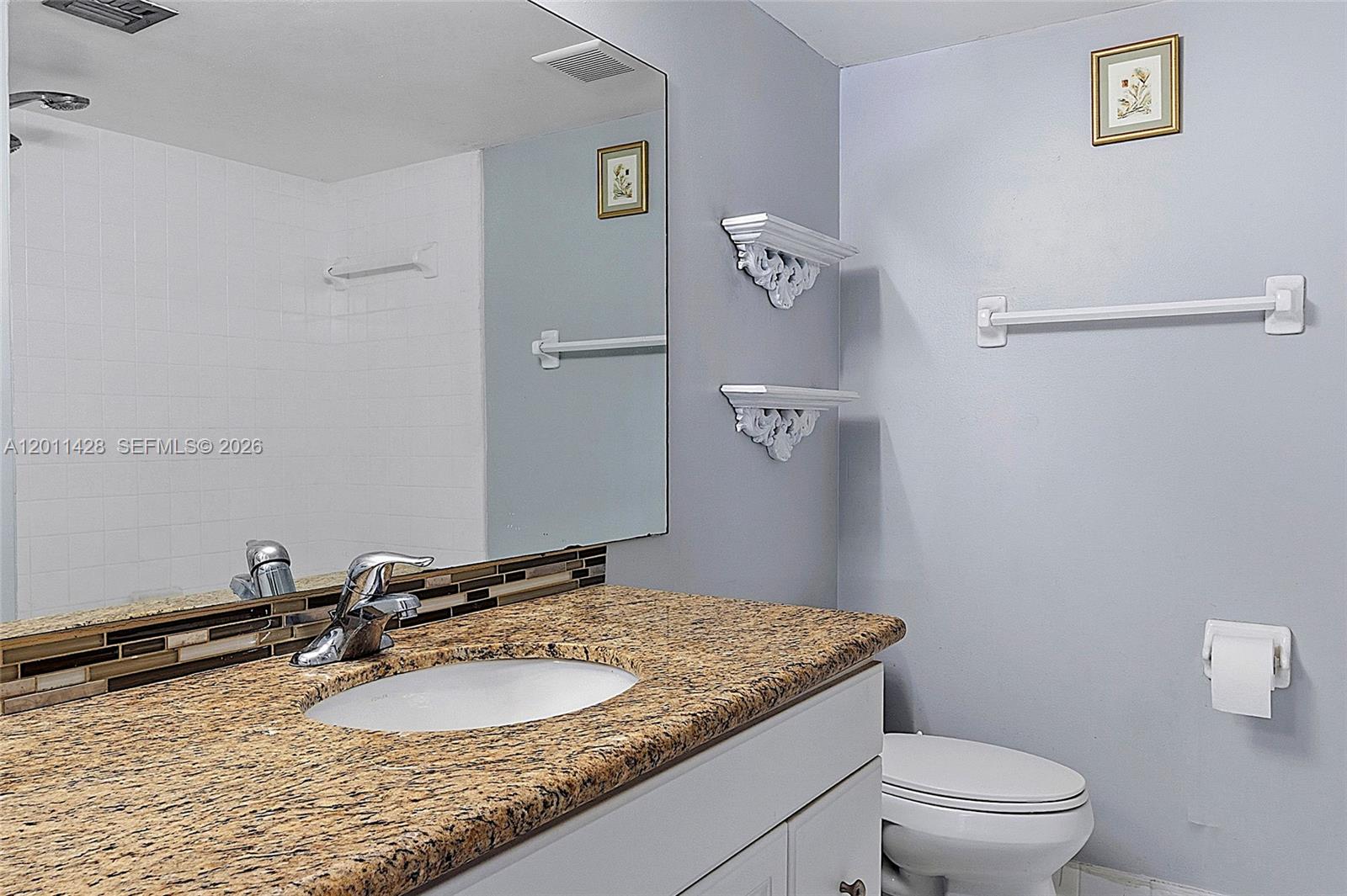 OAKLAND FOREST CLUB CONDO - Residential