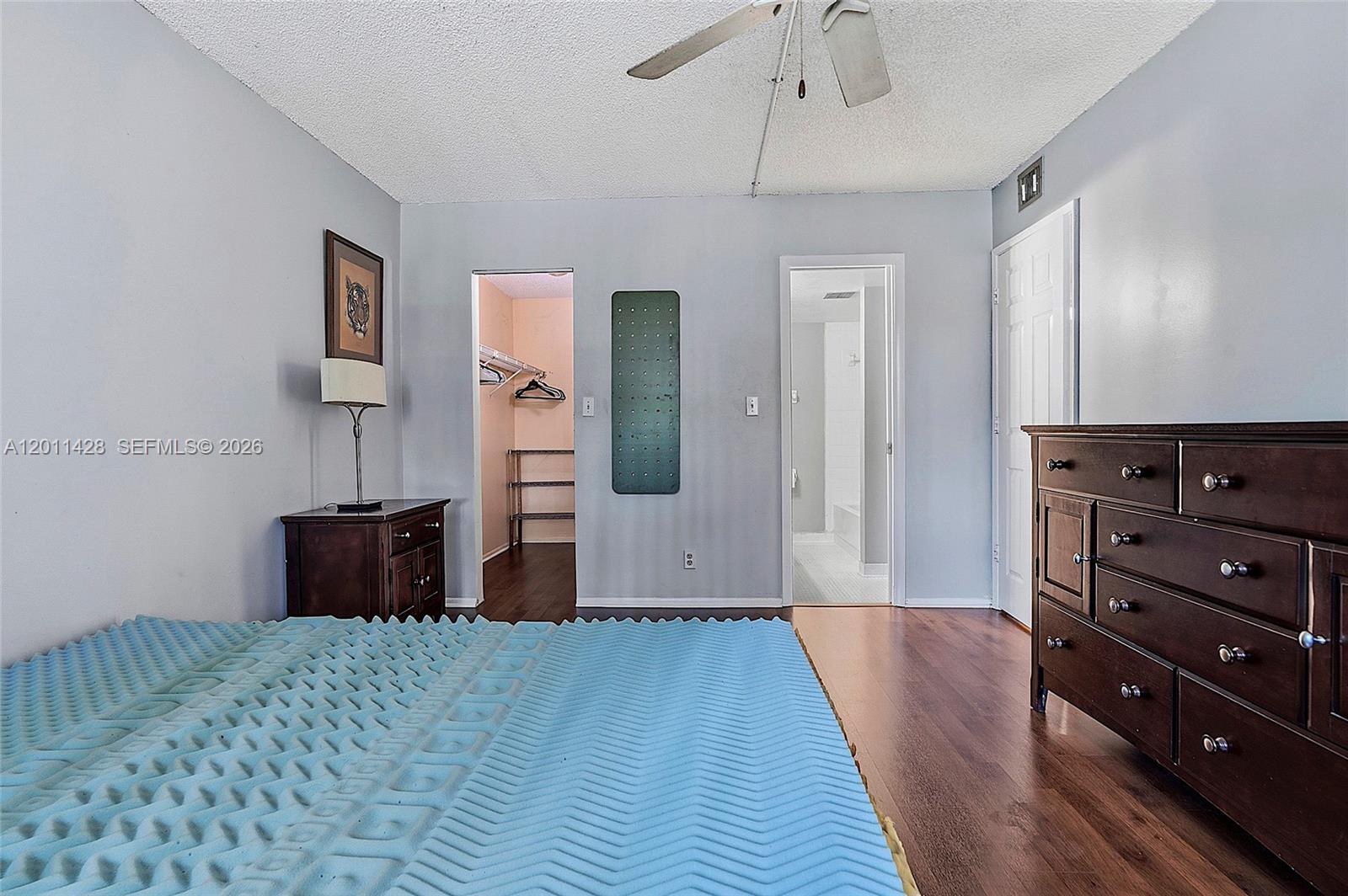 OAKLAND FOREST CLUB CONDO - Residential