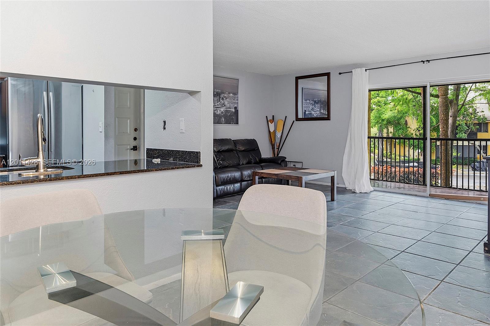 OAKLAND FOREST CLUB CONDO - Residential
