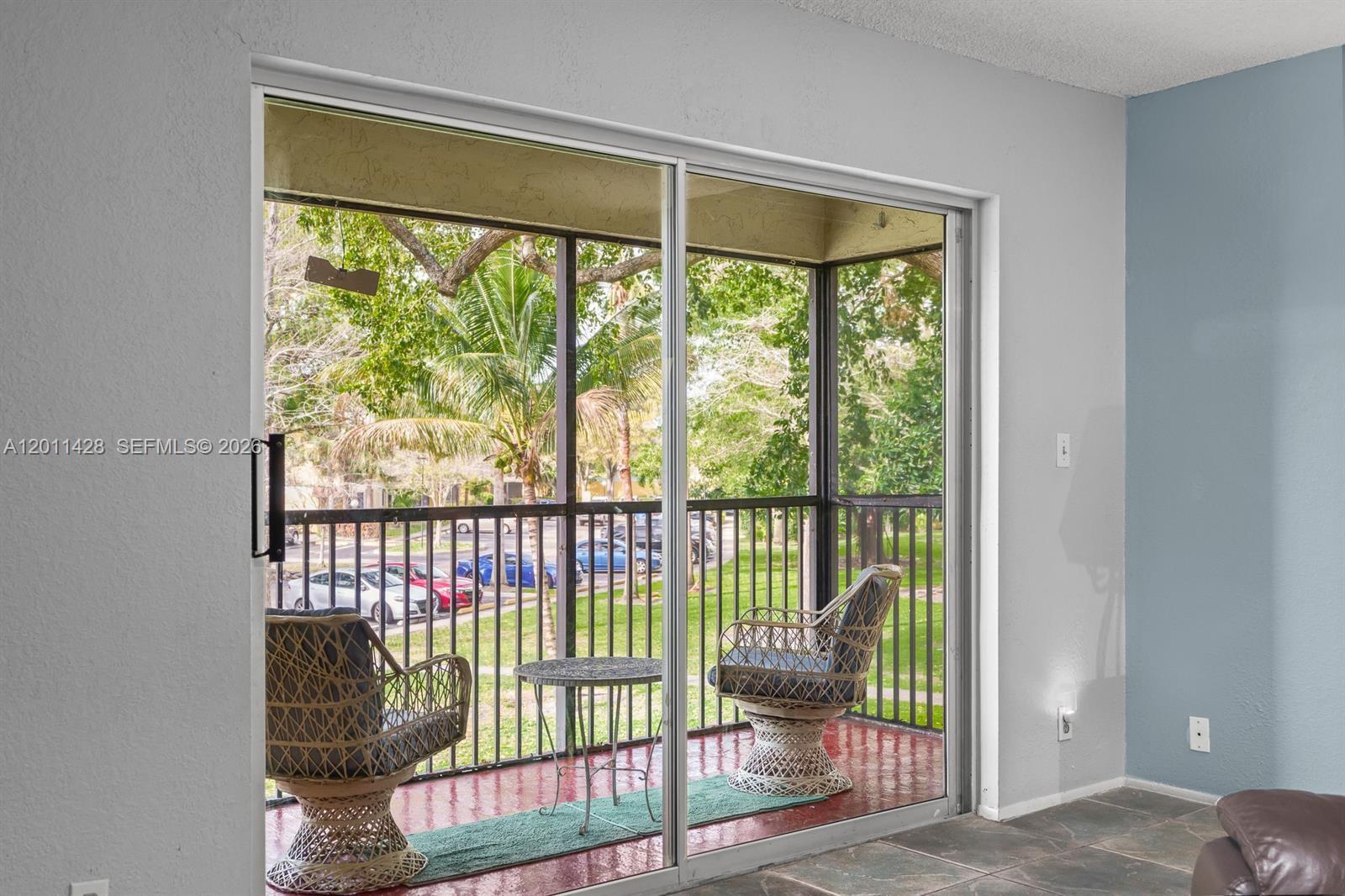 OAKLAND FOREST CLUB CONDO - Residential