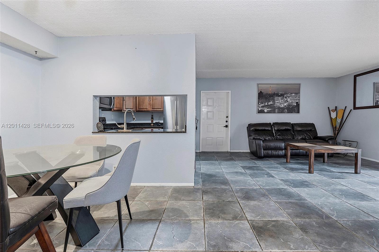 OAKLAND FOREST CLUB CONDO - Residential