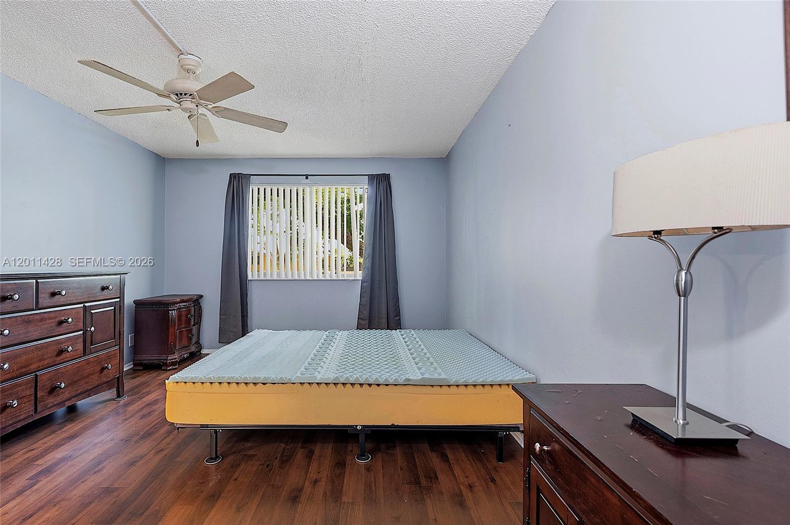 OAKLAND FOREST CLUB CONDO - Residential