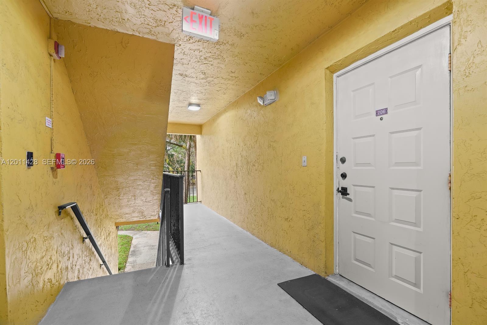 OAKLAND FOREST CLUB CONDO - Residential
