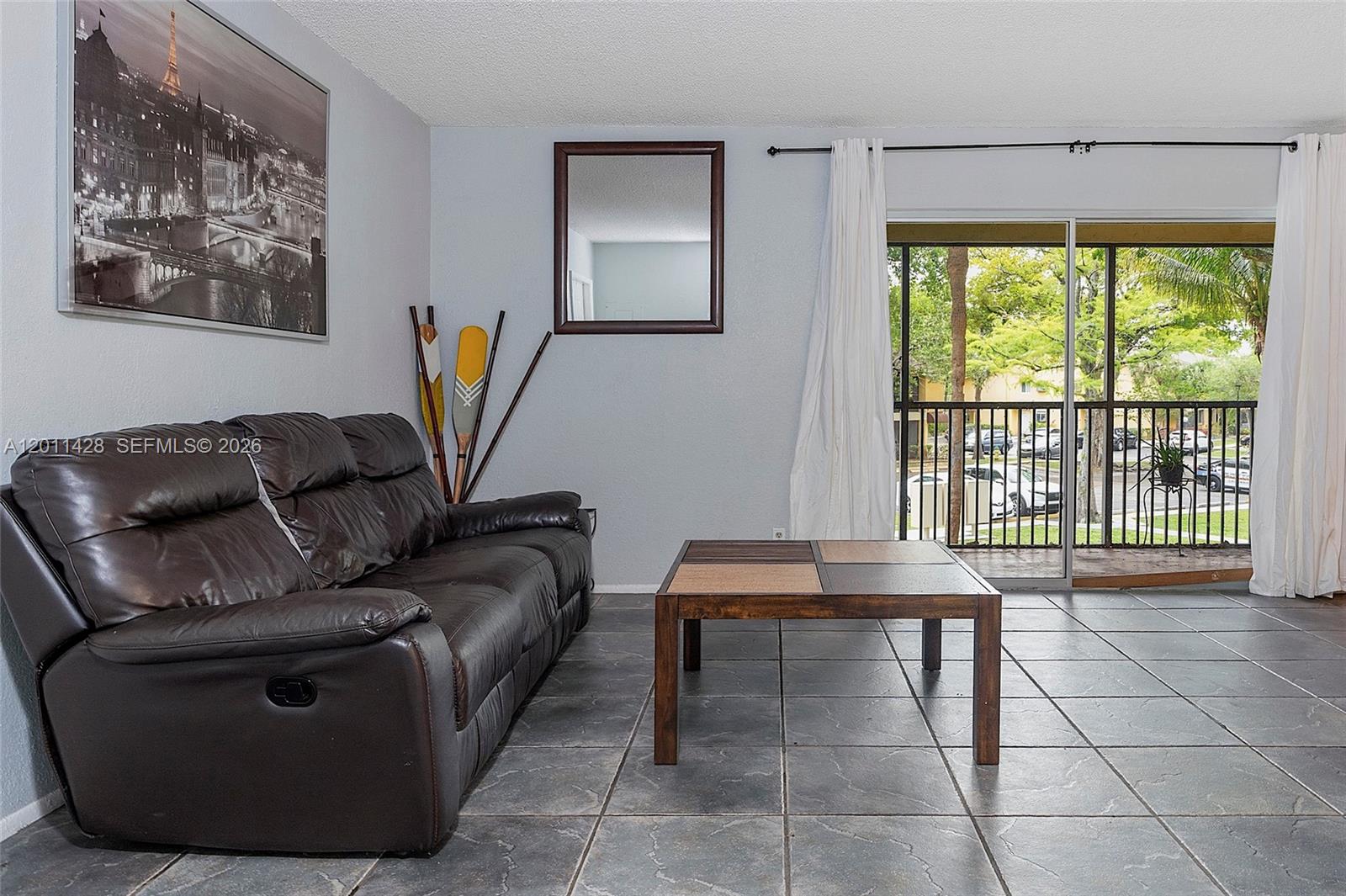 OAKLAND FOREST CLUB CONDO - Residential