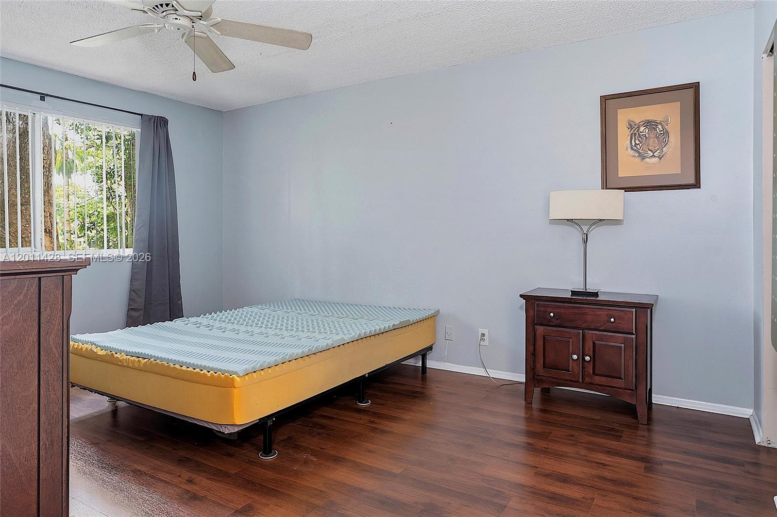 OAKLAND FOREST CLUB CONDO - Residential