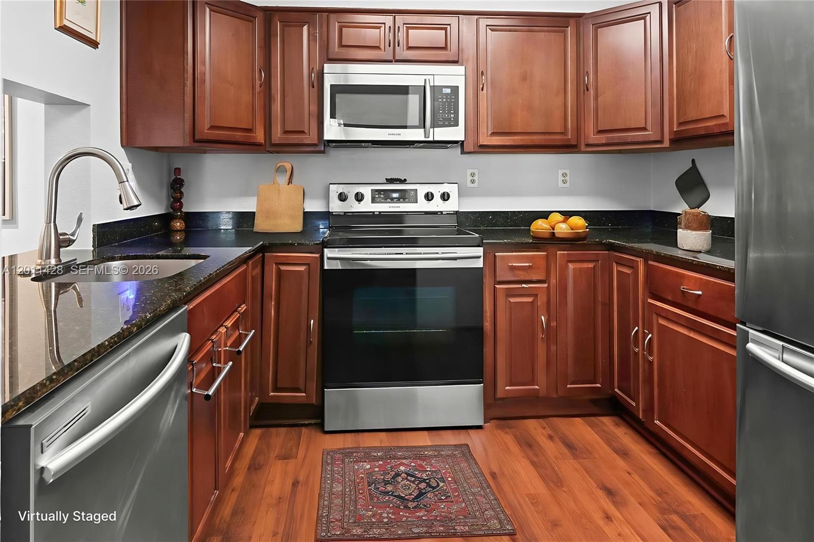 OAKLAND FOREST CLUB CONDO - Residential